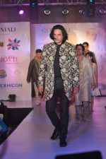 Rahul Roy walks for Manali Jagtap Show at Global Magazine- Sultan Ahmed tribute fashion show on 15th Aug 2012 (41).JPG